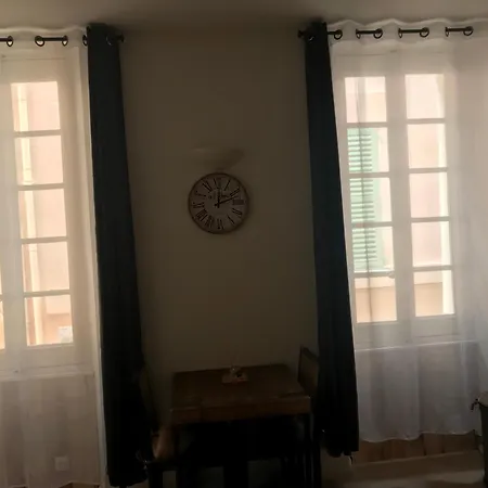 アパート Studio Au Coeur Du Suquet *